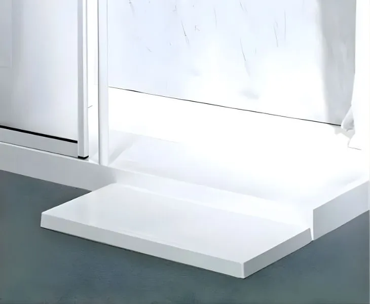 Removable AKW access step for a raised Sulby shower tray