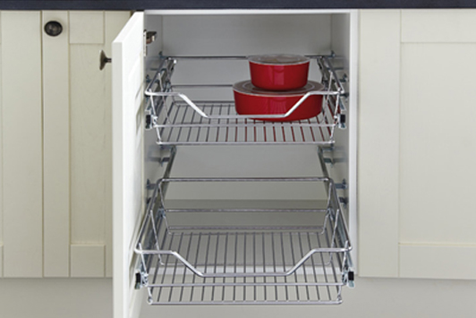 Maximising Space in an Adapted Kitchen: Efficient Kitchen Storage and Additional Countertop Area