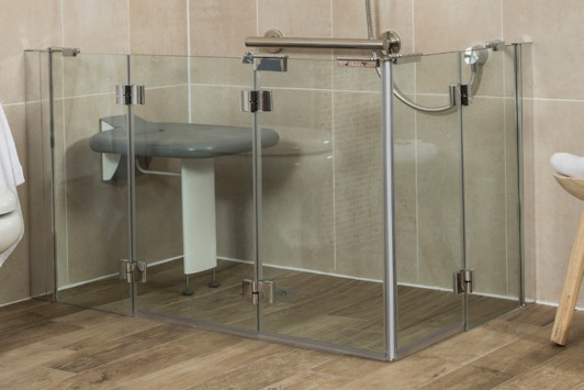 Half-Height Shower Doors: A Good Fit for your Bathroom? 