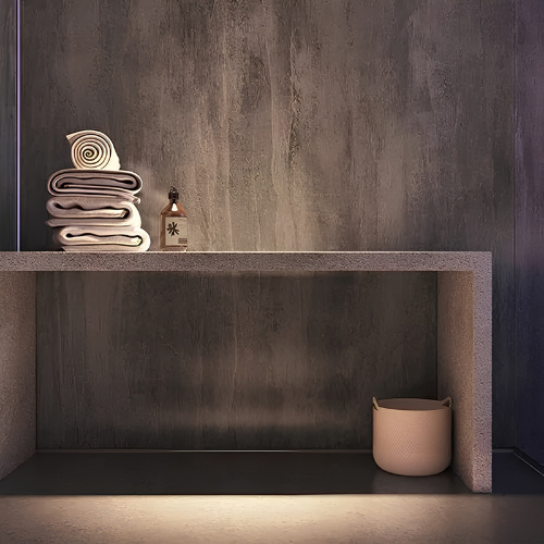 A bathroom walll finish in action