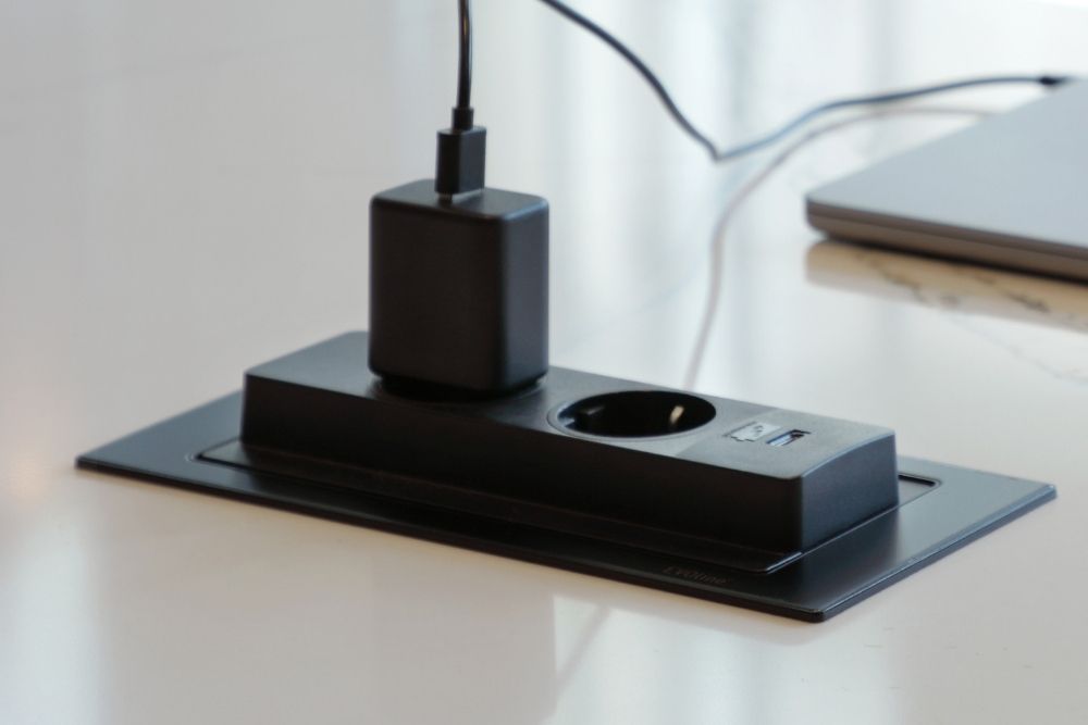 EVOline BackFlip concealed power outlet