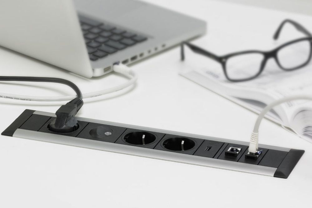EVOline FrameDock integrated power system