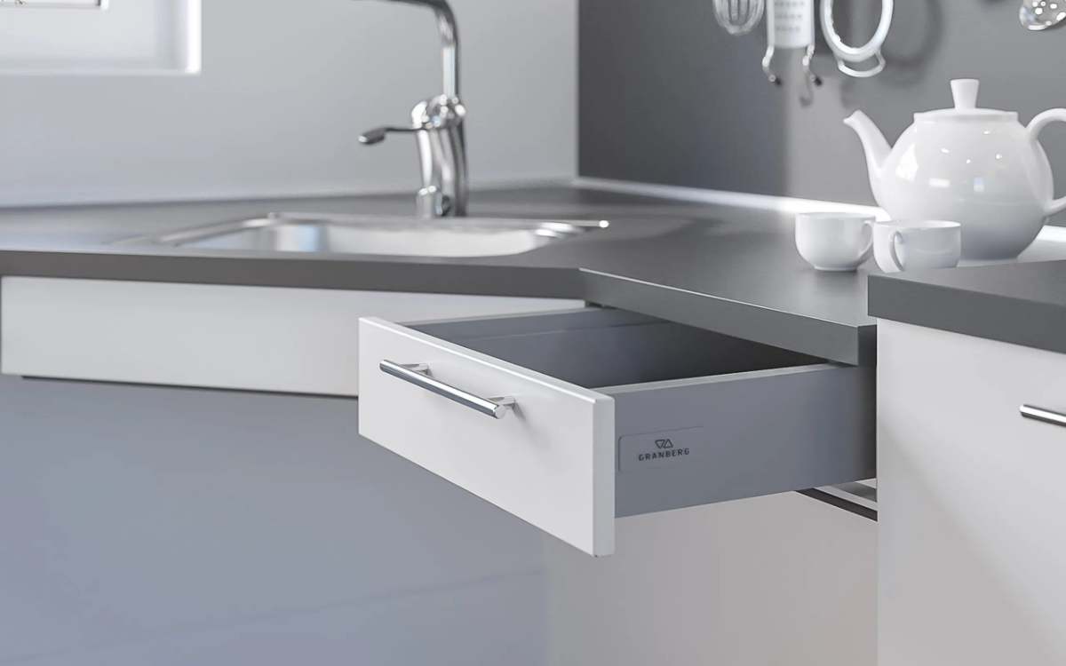 Controls, safety components and finishing accessories for a height adjustable kitchen system