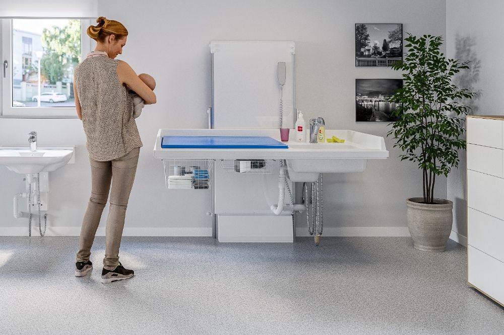 Granberg electric height-adjustable day-care changing table with storage