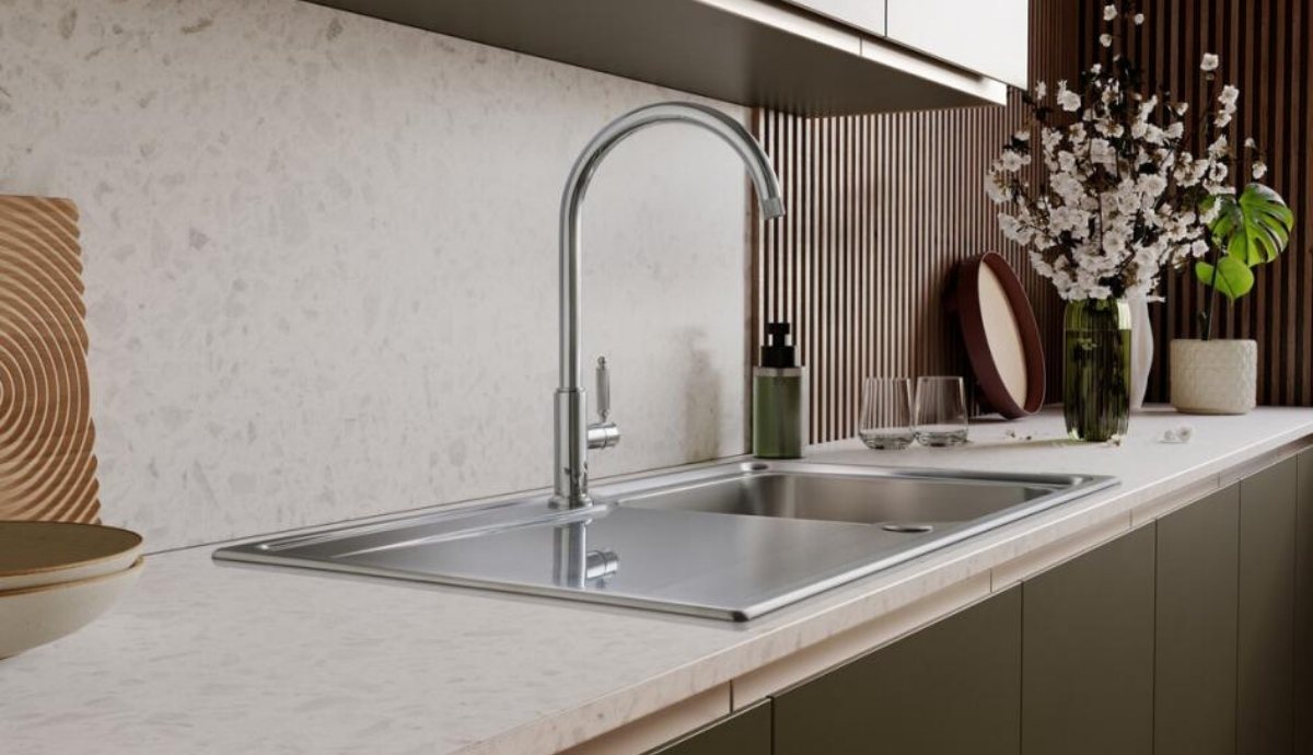Comparison of single lever, dual lever and pull-out kitchen taps