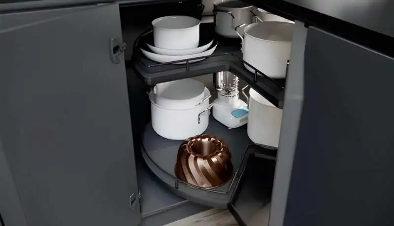 Vauth-Sagel VS COR Wheel Pro rotating corner storage
