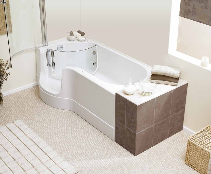 Installed Renaissance Valens walk-in bath with a low-threshold access door