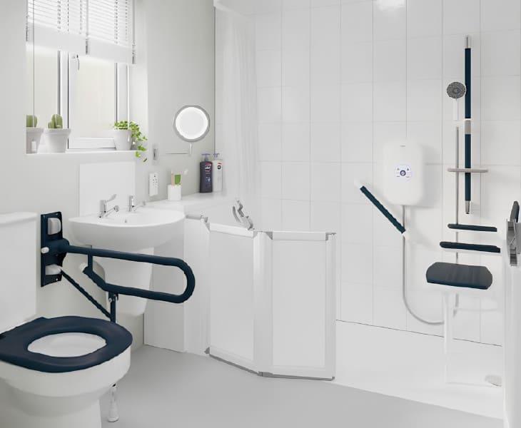 AKW electric shower for accessible and adapted bathroom installations